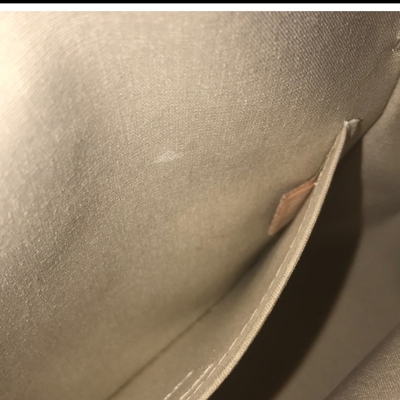 Cute! Vintage Louis Vuitton bag 💋 - Picture 7 of 15